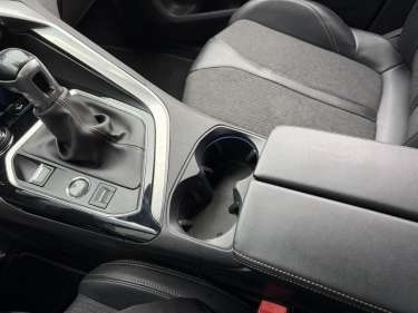 PEUGEOT 5008 1.5 BlueHDI 130 GT Line