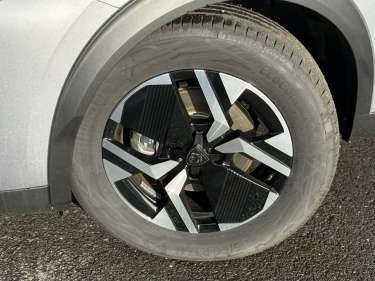 PEUGEOT 2008 Hybrid 145 e-DSC6 Allure