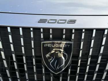 PEUGEOT 2008 Hybrid 145 e-DSC6 Allure