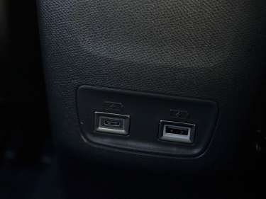 PEUGEOT 2008 Hybrid 145 e-DSC6 Allure