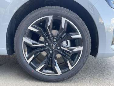 RENAULT CLIO V TCE 90 X-Tronic Techno