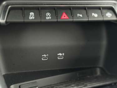 AUDI A3 BERLINE 30 TFSI 116 S-tronic Advanced Edition