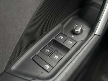 AUDI A3 BERLINE 30 TFSI 116 S-tronic Advanced Edition