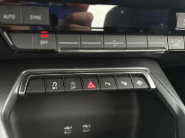 AUDI A3 BERLINE 30 TFSI 116 S-tronic Advanced Edition