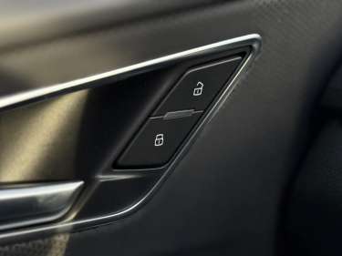 AUDI Q2 35 TDI 150 S-Tronic S-Line