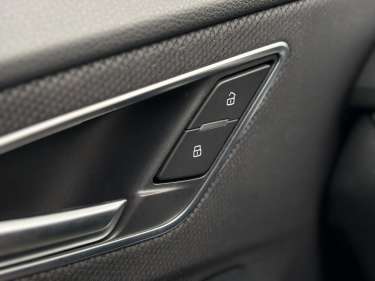 AUDI Q2 35 TDI 150 S-Tronic S-Line