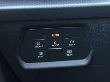 SEAT LEON 1.5 eTSI 115 DSG Style