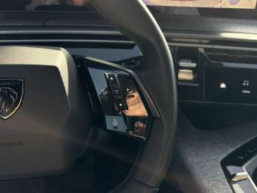 PEUGEOT 3008 NV Hybrid 145 e-DSC6 Allure