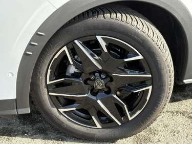 PEUGEOT 3008 NV Hybrid 145 e-DSC6 Allure