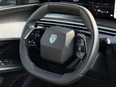 PEUGEOT 3008 NV Hybrid 145 e-DSC6 Allure