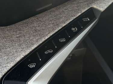 PEUGEOT 3008 NV Hybrid 145 e-DSC6 Allure