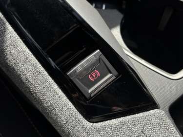 PEUGEOT 3008 NV Hybrid 145 e-DSC6 Allure