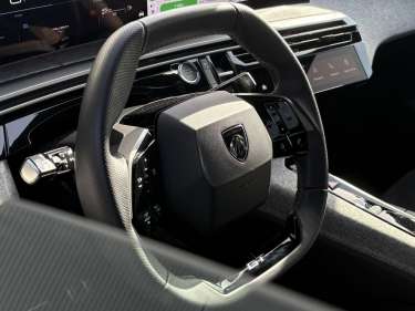 PEUGEOT 3008 NV Hybrid 145 e-DSC6 GT