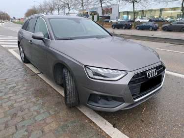 AUDI A4 AVANT 30 TDI 136 S-Tronic Business Edition
