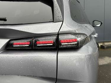 PEUGEOT 308 SW Hybrid 145 e-DSC6 Allure