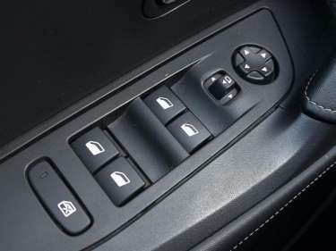 PEUGEOT 2008 1.5 BlueHDI 130 EAT8 GT