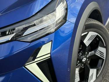 RENAULT SYMBIOZ E-Tech Full Hybrid 145 Iconic