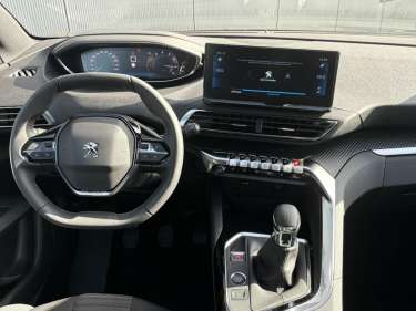 PEUGEOT 3008 PureTech 130 Active Pack