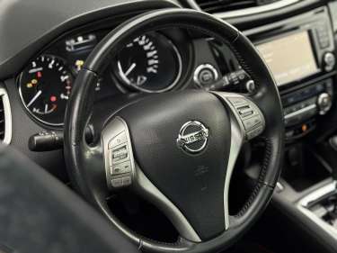 NISSAN QASHQAI 1.6 DCI 130 X-Tronic Tekna