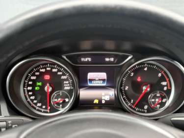 MERCEDES CLA SHOOTING BRAKE 200d 7G-DCT Sensation