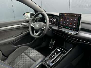 VW GOLF 8 NV 2.0 TDI 150 DSG R-Line