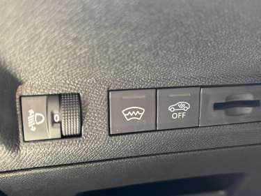 PEUGEOT 3008 NV Hybrid 145 e-DSC6 Allure