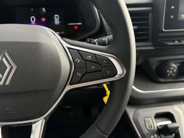 RENAULT TRAFIC L2H1 3T 2.0 BlueDCI 170 Auto9 Extra