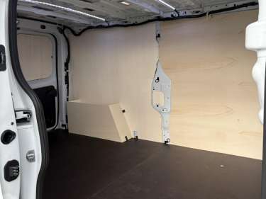 RENAULT TRAFIC L2H1 3T 2.0 BlueDCI 170 Auto9 Extra