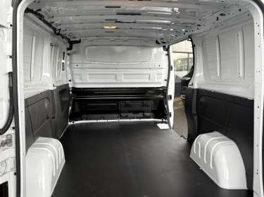 RENAULT TRAFIC L2H1 3T 2.0 BlueDCI 170 Auto9 Extra