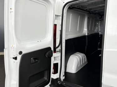 RENAULT TRAFIC L2H1 3T 2.0 BlueDCI 170 Auto9 Extra