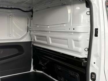 RENAULT TRAFIC L2H1 3T 2.0 BlueDCI 170 Auto9 Extra