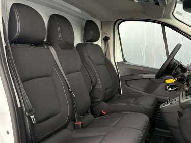 RENAULT TRAFIC L2H1 3T 2.0 BlueDCI 170 Auto9 Extra