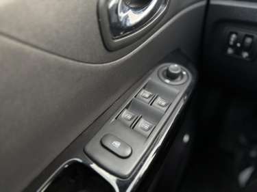 RENAULT CAPTUR 1.5 DCI 90 EDC Intens