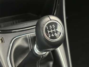 FORD PUMA EcoBoost MHEV 125 Titanium