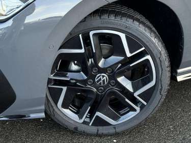 VW GOLF 8 NV 2.0 TDI 150 DSG R-Line