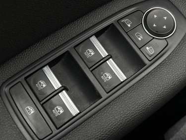 RENAULT CAPTUR 1.5 BlueDCI 115 EDC Intens