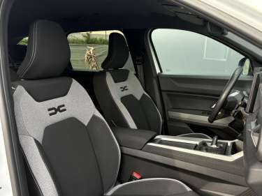 DACIA BIGSTER 1.8 Hybrid 155 Journey