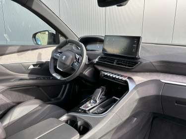 PEUGEOT 3008 1.5 BlueHDI 130 EAT8 GT