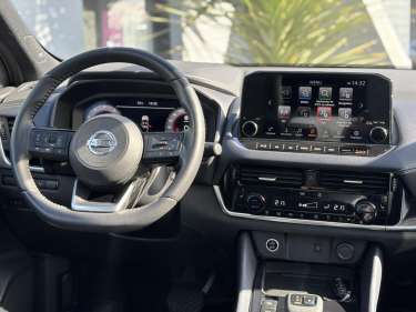 NISSAN QASHQAI 1.3 MHEV DIG-T 158 Xtronic Tekna +