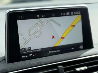 PEUGEOT 3008 2.0 BlueHDI 180 EAT6 GT