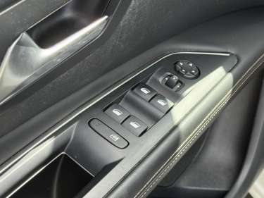 PEUGEOT 3008 2.0 BlueHDI 180 EAT6 GT