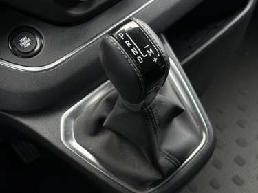 NISSAN PRIMASTAR COMBI L2 3T 2.0 DCI 170 DCT6 Tekna