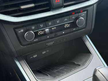 SEAT ARONA TSI 115 DSG Xpérience