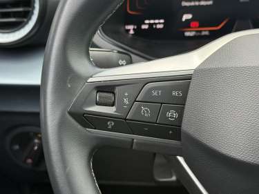 SEAT ARONA TSI 115 DSG Xpérience
