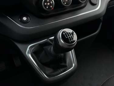 NISSAN PRIMASTAR COMBI L2H1 2.0 DCI 150 N-Connecta