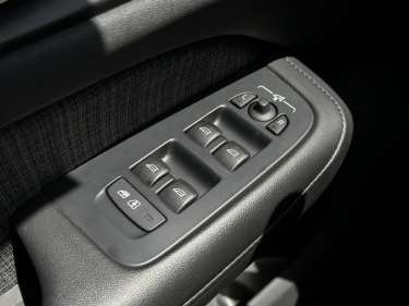 VOLVO S60 B4 197 MHEV Core +