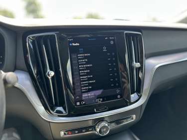 VOLVO S60 B4 197 MHEV Core +