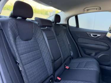 VOLVO S60 B4 197 MHEV DCT7 Core +