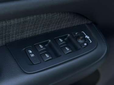 VOLVO S60 B4 197 MHEV DCT7 Core +