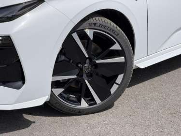 PEUGEOT 308 NV Hybrid 145 GT e-DSC6